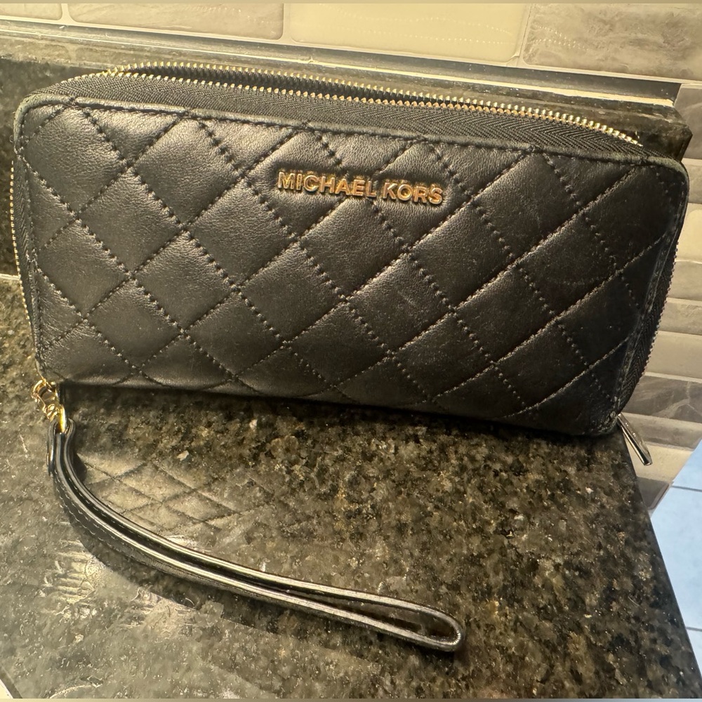 Michael Kors wallet